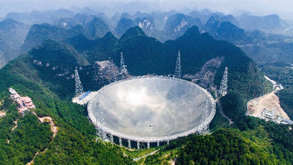 University Of Manchester: UK To Build Software Brain For Giant Radio Telescope University Of Manchester: UK To Build Software Brain For Giant Radio Telescope