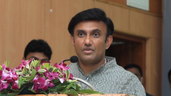 ಜನಪ್ರತಿನಿಧಿ ಹೇಗೆ ಕೆಲಸ ಮಾಡಬೇಕು?