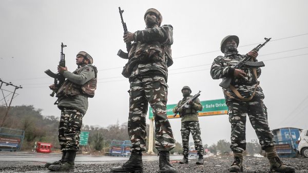 Kashmiri Pandit shot at by terrorists in J&Ks Shopian