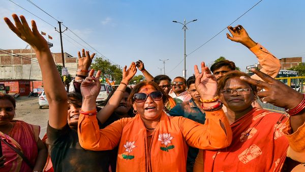 ಉತ್ತರ ಪ್ರದೇಶದಲ್ಲಿ ಬಿಜೆಪಿಗೆ 2ನೇ ಬಾರಿಗೆ ಅಧಿಕಾರ 