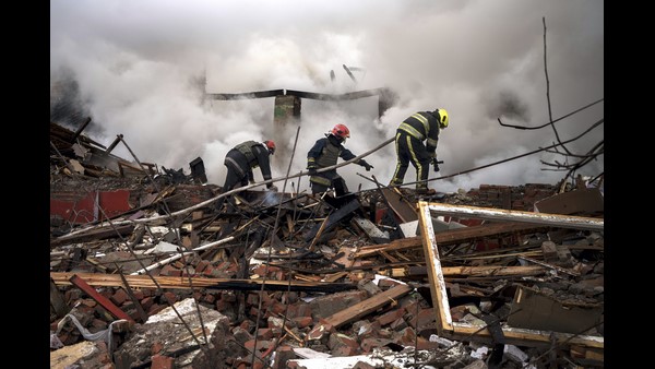 ಉಕ್ರೇನ್ ಅಧಿಕಾರಿಯಿಂದ ರಷ್ಯಾದ ಹಡಗಿನ ಮೇಲೆ ದಾಳಿ ಆರೋಪ 