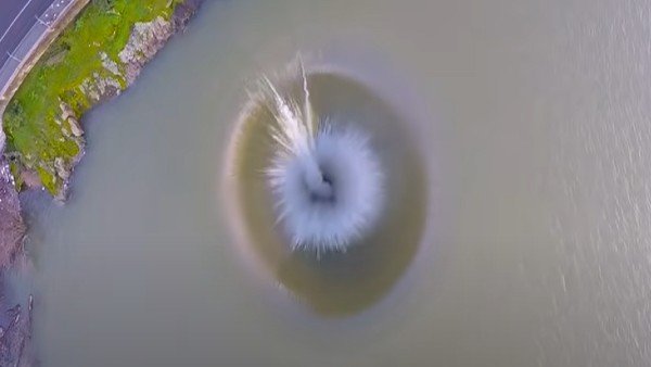 'ಪೋರ್ಟಲ್ ಟು ಹೆಲ್'ನಲ್ಲಿ ಬಿದ್ದ ಮಹಿಳೆ