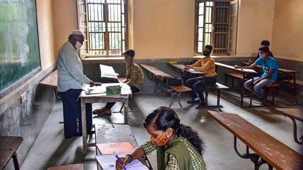 West Bengal : Class 10 students write political messages on answer sheet get warning 