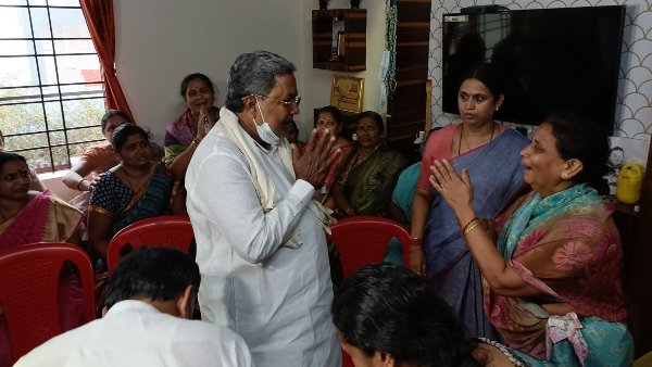 Siddaramaiah demand arrest of KS Eshwarappa after meeting family of Santosh Patil