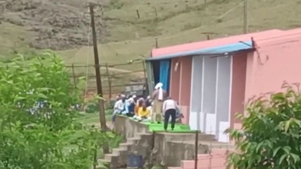 ಜಿಲ್ಲಾಡಳಿತ ವಿರುದ್ಧ ಆಕ್ರೋಶ