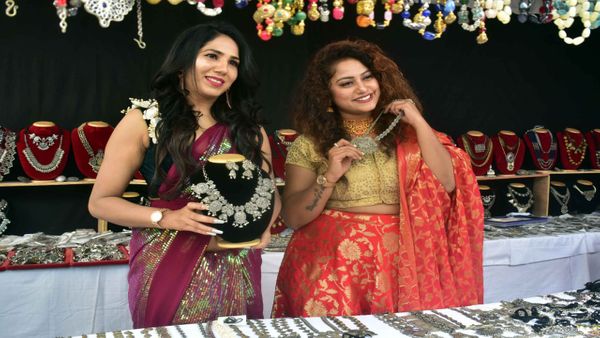  ಈ ಕಾರ್ಯಕ್ರಮದ ಆಯೋಜಕರಾದ ಅಫ್ತಾಬ್‌ 