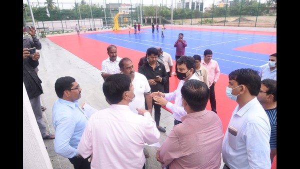 ಮಳೆಯಿಂದ ಬಿದ್ದಿದ್ದ ಮೇಲ್ಜಾವಣಿ 