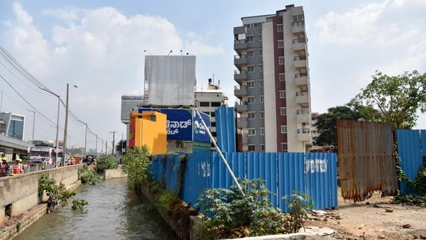 ರಾಜಾಕಾಲುವೆ ಒತ್ತುವರಿ, ಬೀದಿದೀಪ ಮುಂತಾದ ಸಮಸ್ಯೆ 