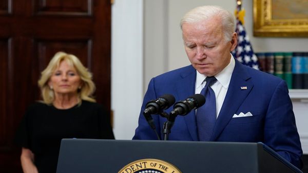 900 ಯುಎಸ್ ಶಾಲೆಗಳಲ್ಲಿ ಗುಂಡಿನ ದಾಳಿಯ ಘಟನೆಗಳು ವರದಿ 900 ಯುಎಸ್ ಶಾಲೆಗಳಲ್ಲಿ ಗುಂಡಿನ ದಾಳಿಯ ಘಟನೆಗಳು ವರದಿ