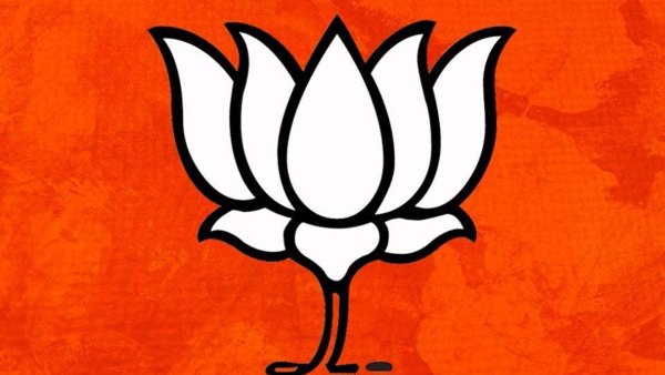 ಮಂಡ್ಯದಲ್ಲಿ ರಾಜಕೀಯ ಸಂಚಲನ ಸೃಷ್ಟಿ