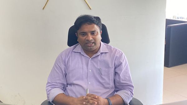 ವಿದ್ಯಾರ್ಥಿನಿಯರ ವ್ಯಕ್ತಿತ್ವ ಹಾಳಾಗುತ್ತದೆ