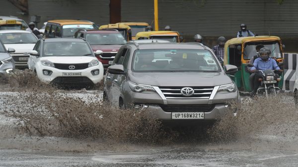 ವರ್ಕ್ ಫ್ರಾಮ್ ಹೋಮ್ ಮಾಡುವಂತೆ ಸಲಹೆ 