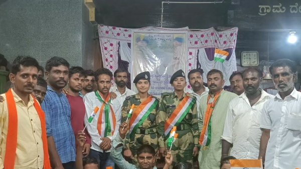 Dharwad Based Girls Completes Indian Army Training Successfully 