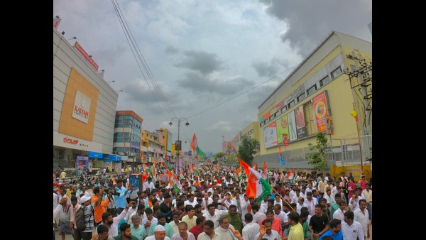 ಶಿವಮೊಗ್ಗದಲ್ಲಿ ಕೈಗಾರಿಕೆಗಳು ಮುಚ್ಚುತ್ತಿವೆ
