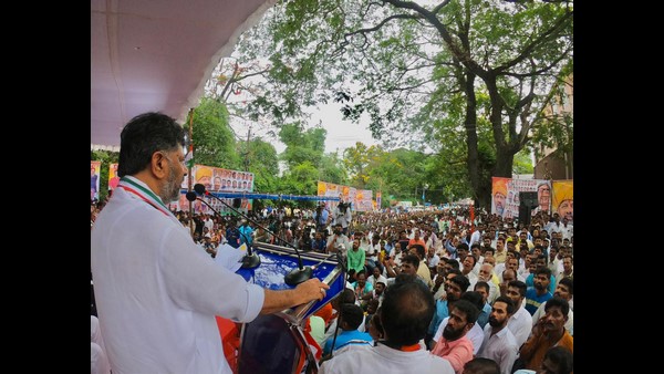 ಮೊದಲು ಕಾನೂನು ಕಾಪಾಡಿ