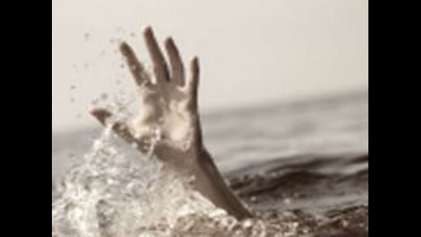 Woman drowns while taking Selfie Woman drowns while taking Selfie