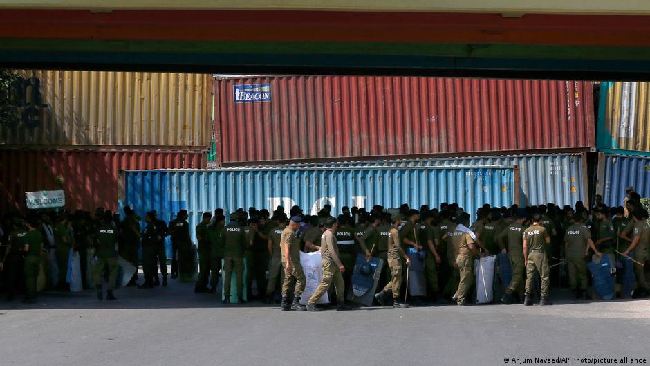 The government has used massive containers to block roads leading to Islamabad