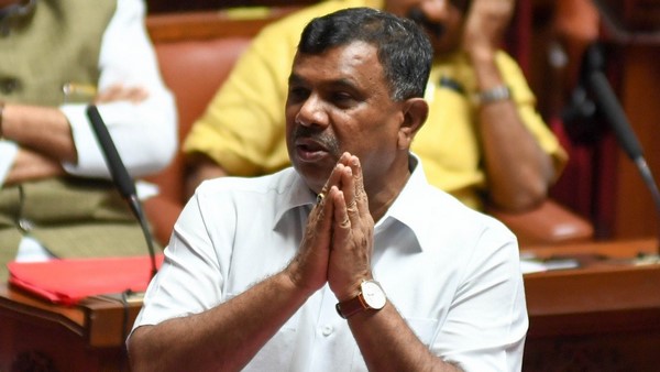  ಮರಿತಿಬ್ಬೇಗೌಡ ಹೇಳಿಕೆ ವಿಚಾರಕ್ಕೆ ಪ್ರತಿಕ್ರಿಯೆ ನೀಡಿದ ಕುಮಾರಸ್ವಾಮಿ