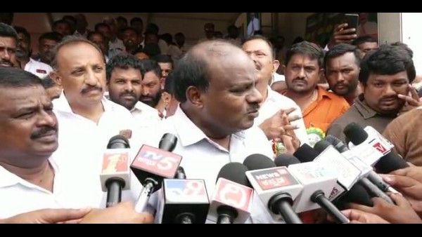 ಮುಂದೇ ಗೋಡ್ಸೆ, ಸಾವರ್ಕರ್‌ ವಿಷಯ ಇಟ್ಟುಕೊಳ್ಳುತ್ತಾರಾ? 