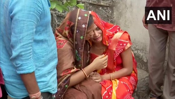  ಸಂಜೆ ಸಮಯದಲ್ಲಿ ದಾಳಿ ಮಾಡಿ ಹತ್ಯೆ 