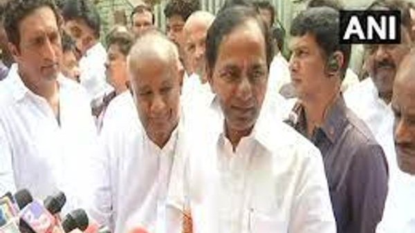 ವಿಜಯದಶಮಿ ದಿನದಂದು ತೃತೀಯ ರಂಗ ರಚನೆ 