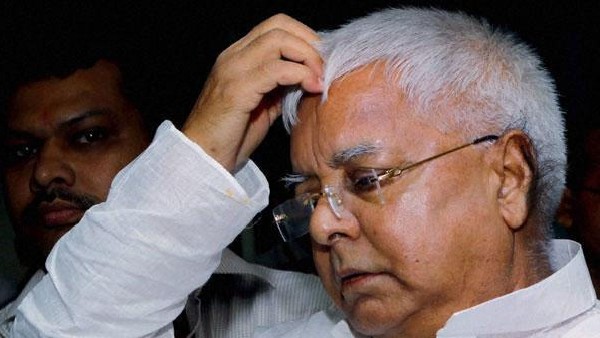 Corruption case: CBI raids on 17 locations of Lalu Prasad 