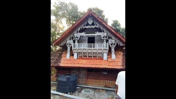 ಮುಂದಿನ ಆದೇಶದವರೆಗೆ ರಚನೆಯ ಯಥಾಸ್ಥಿತಿಗೆ ಕೋರಿಕೆ 