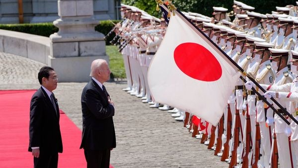 ಜಪಾನ್ ಪ್ರಧಾನಿಯೊಂದಿಗೆ ನರೇಂದ್ರ ಮೋದಿ ಚರ್ಚೆ 