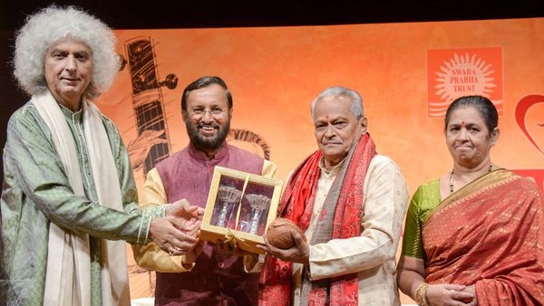 ಪ್ರಶಸ್ತಿ ಗೌರವ ಹಲವು: 