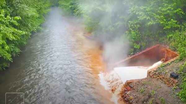  ದುರ್ವಾಸನೆಯಿಂದ ಕೂಡಿದ ನೀರು