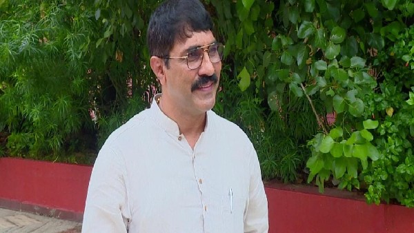 Narayanaguru Chapter Removed From Text Book Upset In Karavali