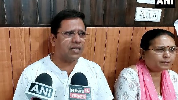  haridwar-couple-sues-son-demanding-5-crore-compensation