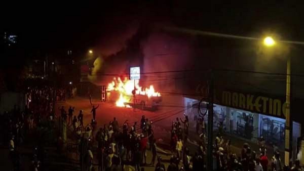 ಪಲಾಯನ ಮಾಡಿದ ರಾಜಪಕ್ಸೆ