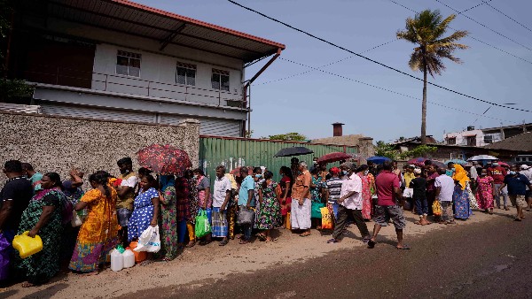 ಆಹಾರ ಉತ್ಪಾದನೆ ಹೆಚ್ಚಿಸುವುದಕ್ಕಾಗಿ ವಿಕ್ರಮ ಸಿಂಘೆ ಕರೆ 