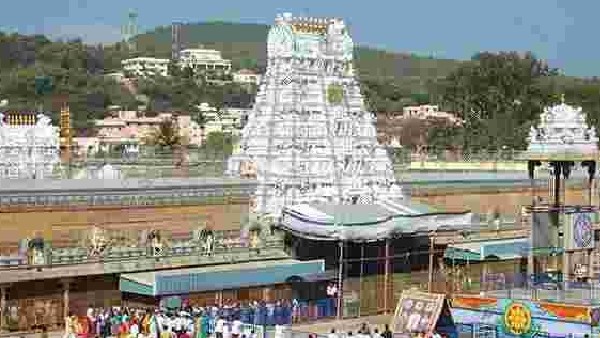 Huge Rush: TTD tells devotees to defer visit