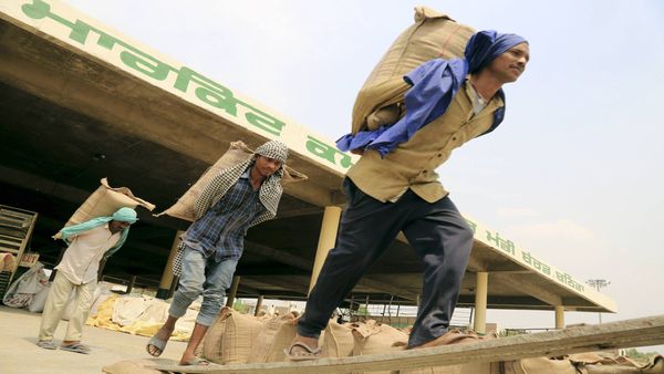 ದೇಶದಿಂದ ಗೋಧಿ ರಫ್ತು ನಿರ್ಬಂಧಿಸಿದ ಸರ್ಕಾರ 