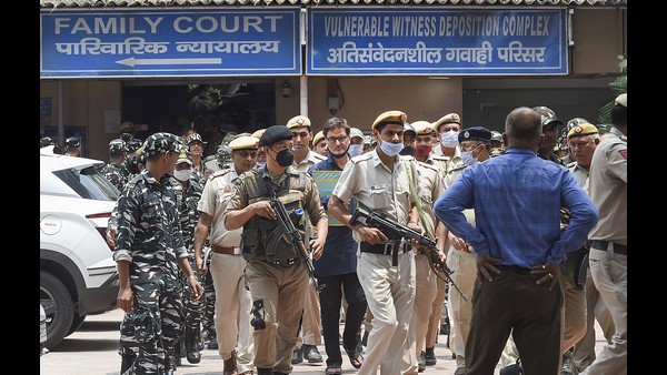 ಉಗ್ರಕೃತ್ಯಗಳಿಗೆ ನಿಧಿ ಸಂಗ್ರಹಣೆಯ ಹೊಣೆ ಹೊತ್ತಕೊಂಡವರು? ಉಗ್ರಕೃತ್ಯಗಳಿಗೆ ನಿಧಿ ಸಂಗ್ರಹಣೆಯ ಹೊಣೆ ಹೊತ್ತಕೊಂಡವರು?