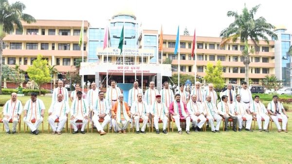 ಪದವಿಗಳ ಪ್ರದಾನ 