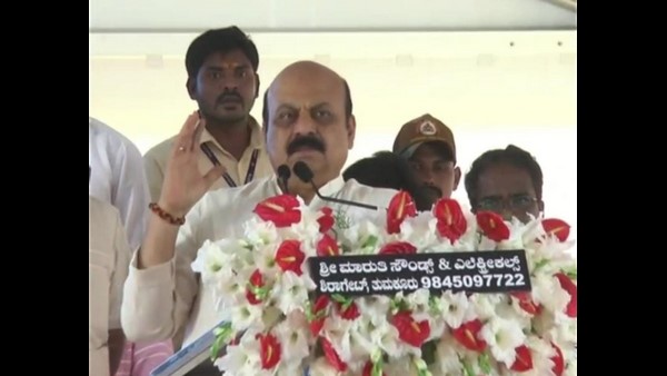 ಹೊಸಳ್ಳಿ ಚೆಕ್ ಡ್ಯಾಂ ಬಳಿ ಕಾಮಗಾರಿಗೆ ಶಂಕುಸ್ಥಾಪನೆ 