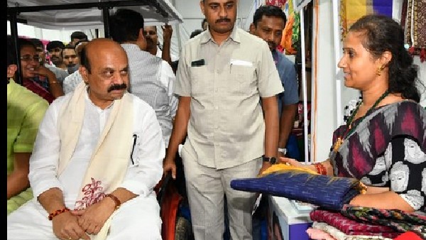 ಕುಶಲ ಕರ್ಮಿಗಳ ಉತ್ಪನ್ನ ಹೆಚ್ಚಿನ ದರಕ್ಕೆ ಮಾರಲು ವೇದಿಕೆ: 