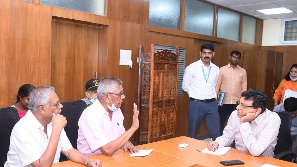 ಜನರ ಓಡಾಟಕ್ಕೆ ಸಮಸ್ಯೆಯಾಗದಂತೆ ಕ್ರಮವಹಿಸಿ 