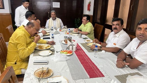 ಕಾಂಗ್ರೆಸ್ ನಿಷ್ಠೆ ಹೊಂದಿದ್ದರೇ ಅವಕಾಶ 