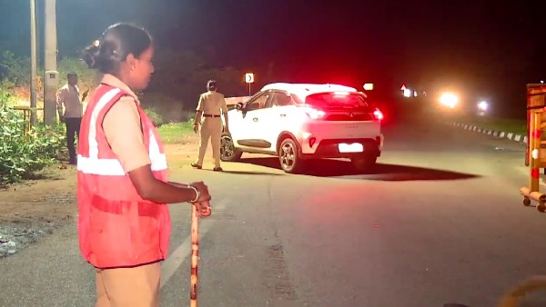 Lady police have first time night patrol in Bhatkal