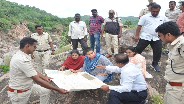 Deputy Commissioner Charulata Somal Visits Mekedatu Area