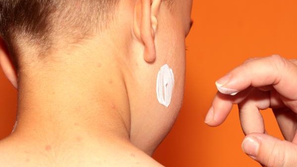 ಎಲ್ಲಾ ವಿದ್ಯಾರ್ಥಿಗಳ ಆರೋಗ್ಯ ತಪಾಸಣೆ 