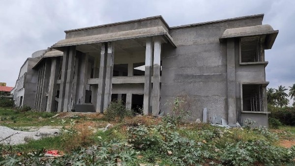 Kalabhavana in Chikkaballapura Becomes Place For Immoral Activities Kalabhavana in Chikkaballapura Becomes Place For Immoral Activities