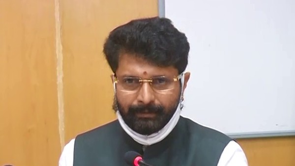 When will we get textbook Students Question to CT Ravi in Hassan 