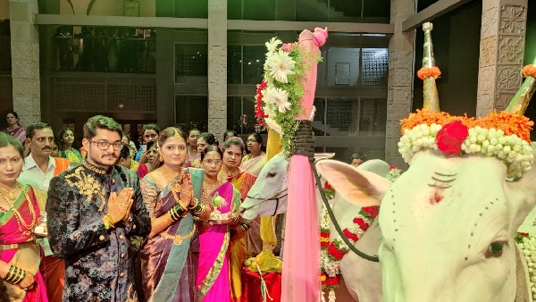 Young Farmer Married in Front of his Beloved Oxes in Davanagere