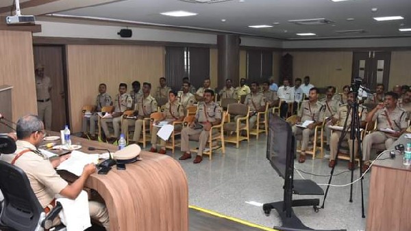  ಒಂದು ಜಿಲ್ಲೆಯಲ್ಲಿ ಇಷ್ಟೊಂದು ರೌಡಿಗಳು ಇರಲು ಸಾಧ್ಯವೇ?