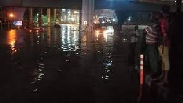 Civil Engineer Mithun dead body found in kr Puram drain 